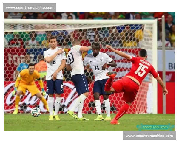 独家！某国脚透露世界杯定位球秘籍，普通人也能学会！